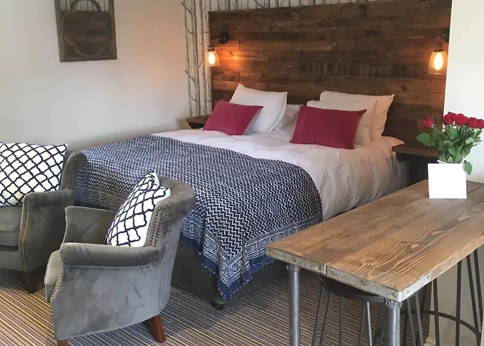 The Crown, Hutton Le Hole