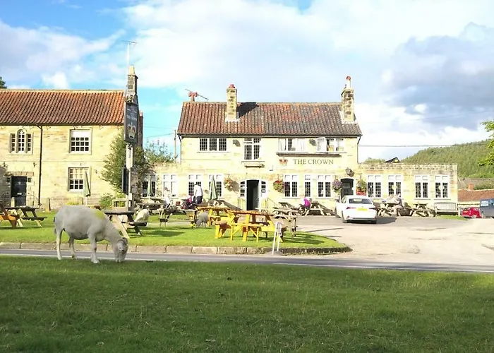 The Crown, Hutton Le Hole